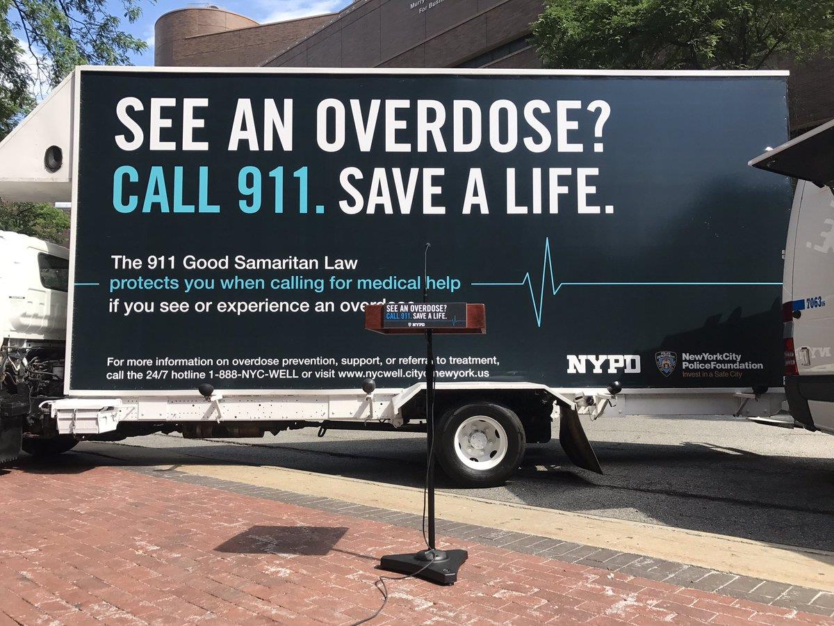 <p>NYPD promoting overdose incidents to call 911 in NYC by vehicles.